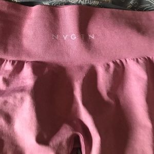 NVGTV womans leggings - Large